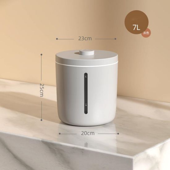 Plastic kitchen supplies